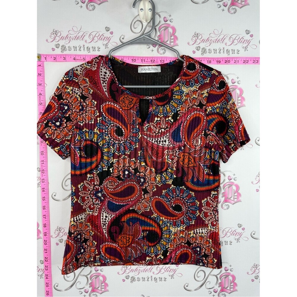 Hamilton T-shirt pleats Multicolor Paisley Short Sleeve Top - Red, Orange, Blue